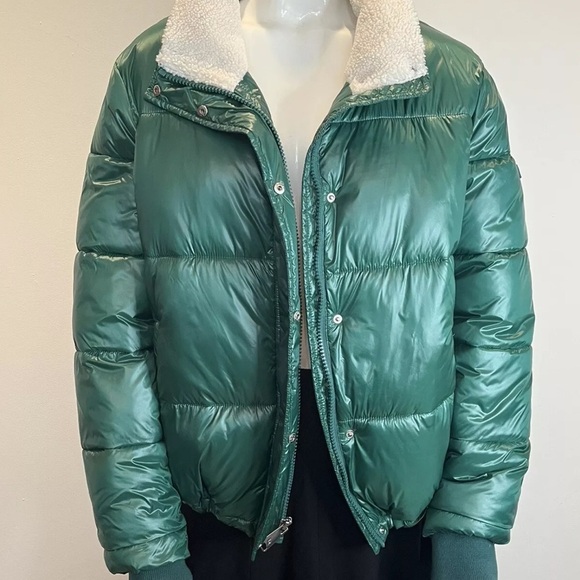 Koolaburra by UGG Womens Green Long Sleeve Full Zip Puffer Jacket Sz Med NWOT - Picture 1 of 15